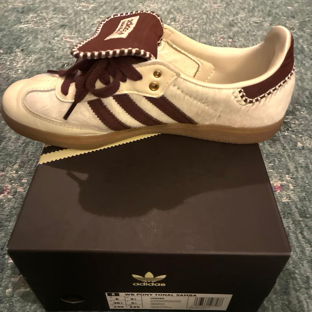 靴 adidas samba wales bonner