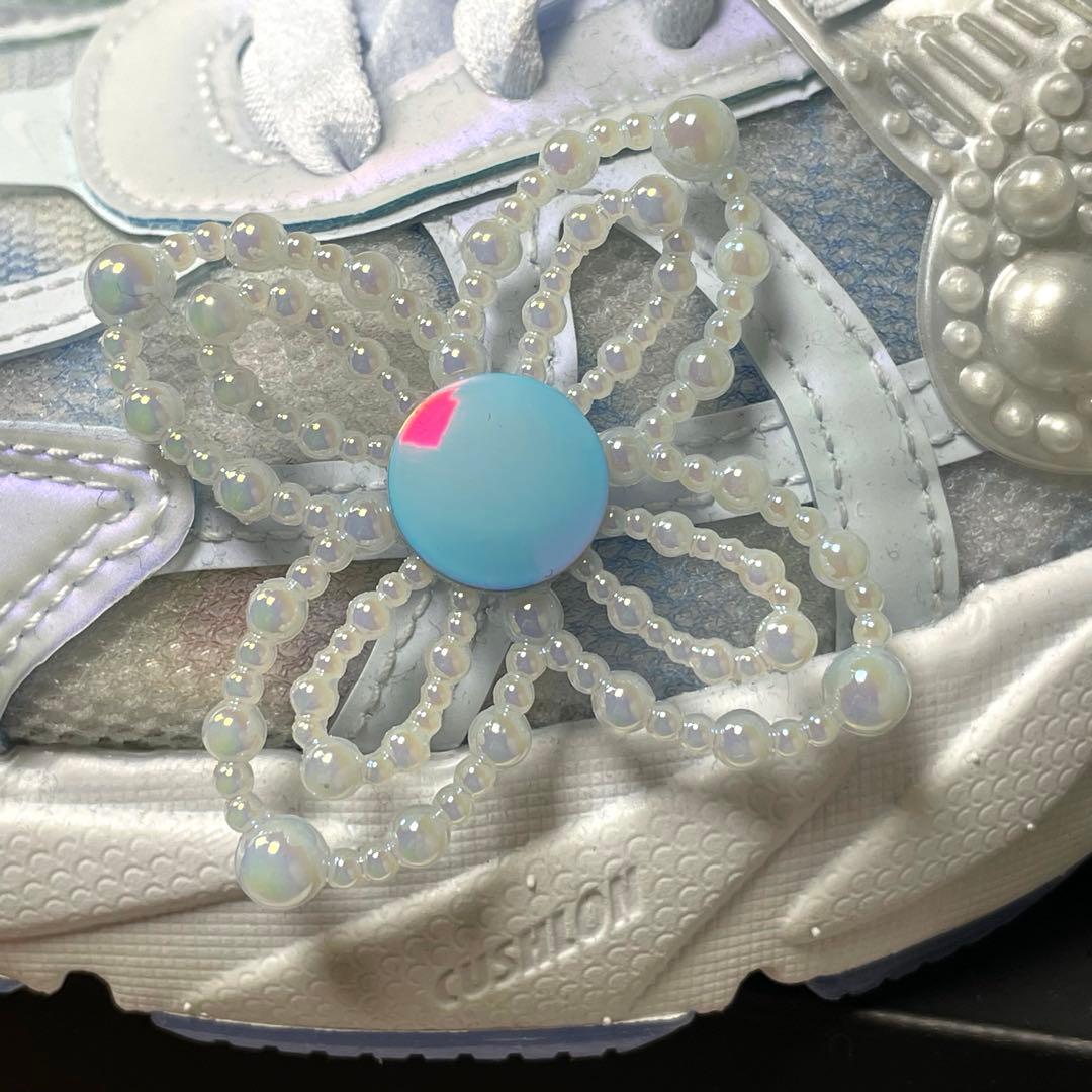 【値下げ】NIKE V2K ラン Women's Artist コレクション