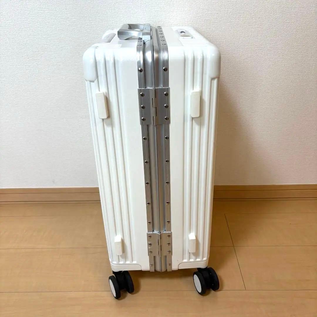 スーツケース 白 楽天 魔法小屋 TSAロック付き