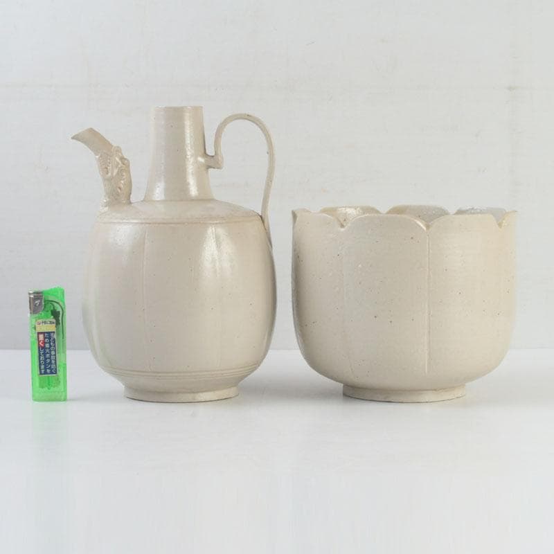 中国　定窯　白磁　神獣文　水注　執壷　輪花鉢　2点まとめて　V　9664