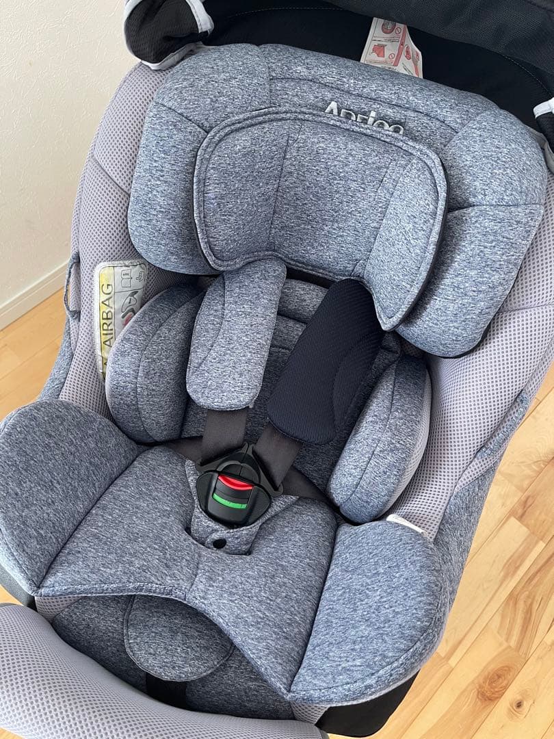【美品】アップリカ クルリラAC 新生児チャイルドシート isofix
