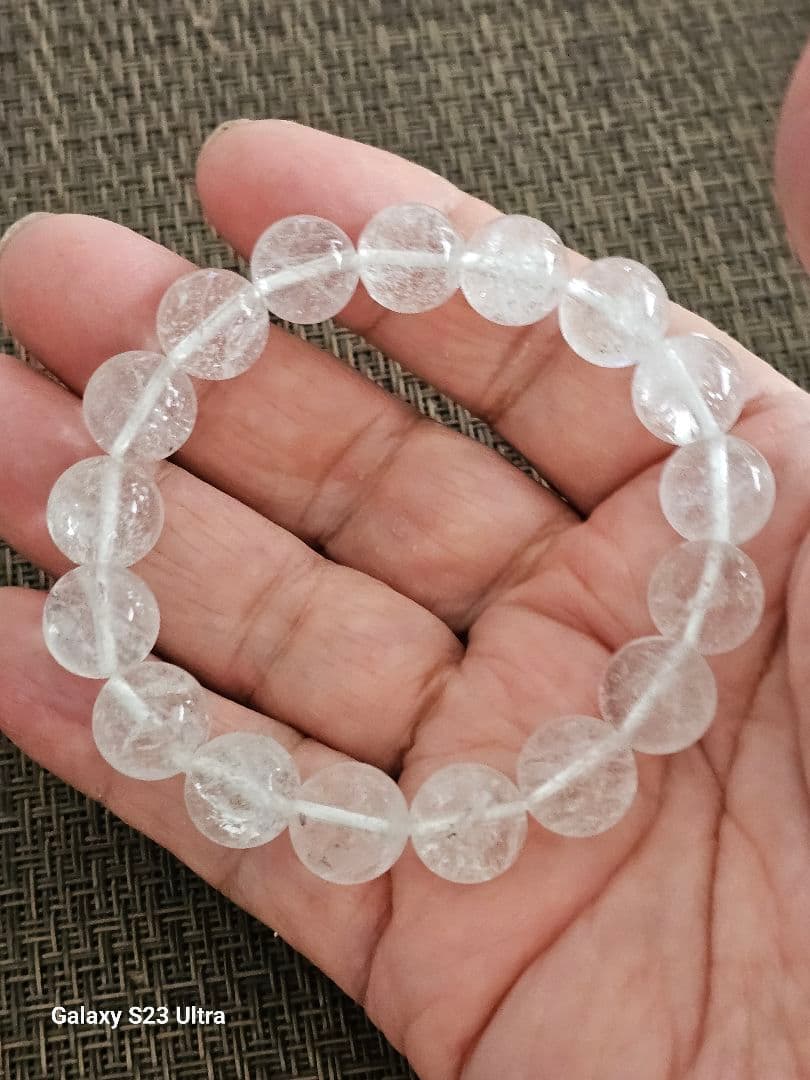 黒平産水晶１２mm１７玉ブレスレツト