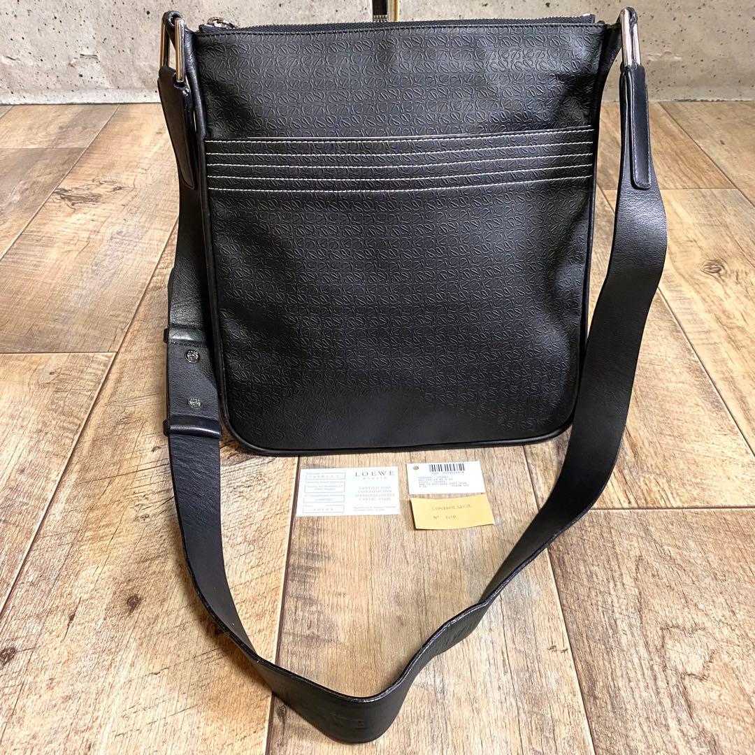 本物☆ロエベ アナグラム柄 レザー ミニショルダーバッグ 斜めがけ ボディバッグ