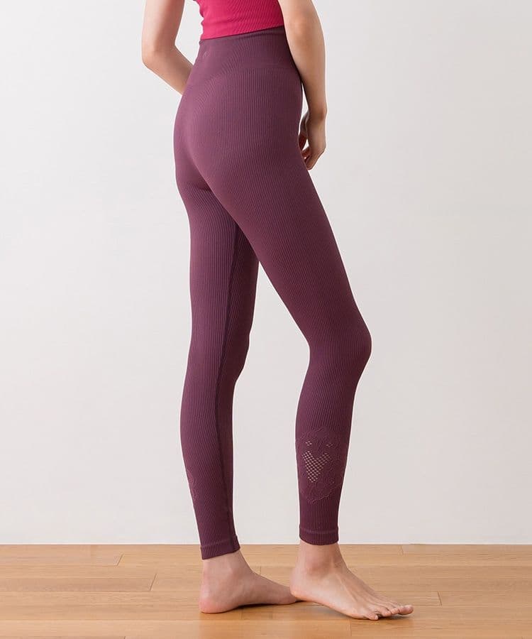 新品未使用SUKALAスカーラアクティブデイジー半袖パンツ上下セットL