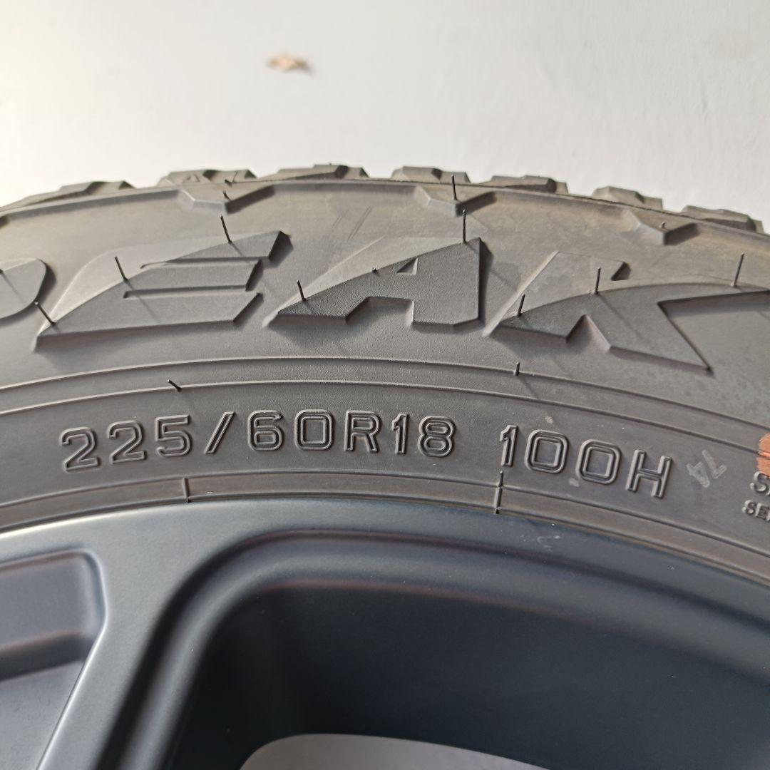 ①トヨタRAV4アドベンチャー純正タイヤ　4本FALKEN 225/60R18