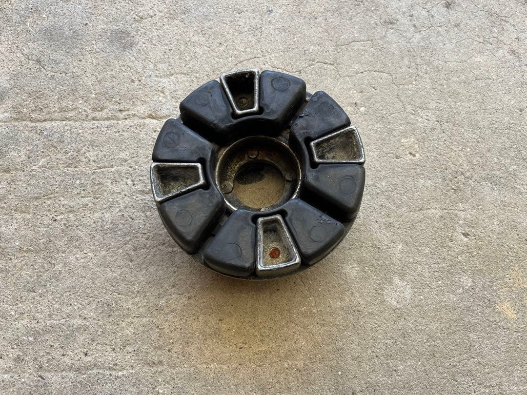 ゼファー400 前後ホイール　ハブ　ハブダンパー　送料込み