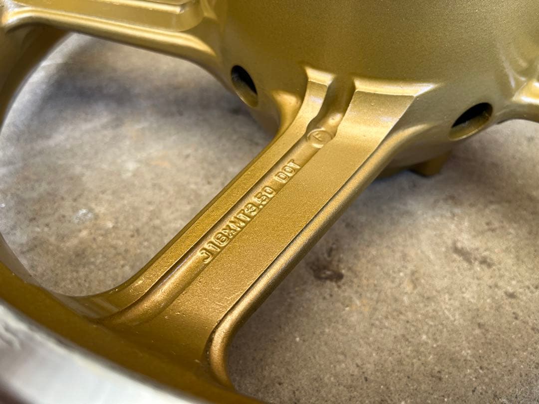 ゼファー400 前後ホイール　ハブ　ハブダンパー　送料込み