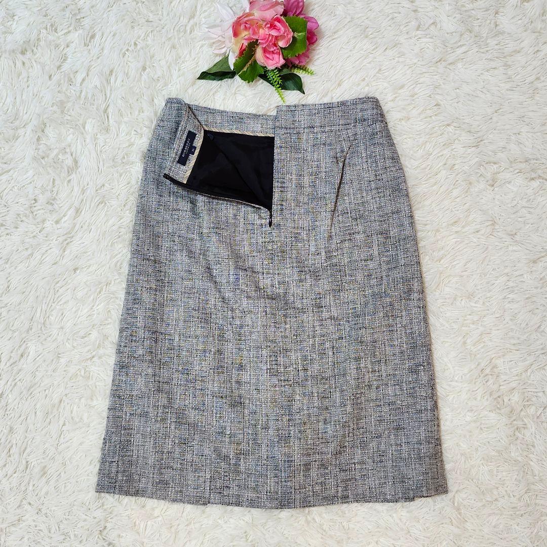 美品☆バーバリーロンドン　スカートスーツ　シルク/リネン混　ラメ　ロゴボタン