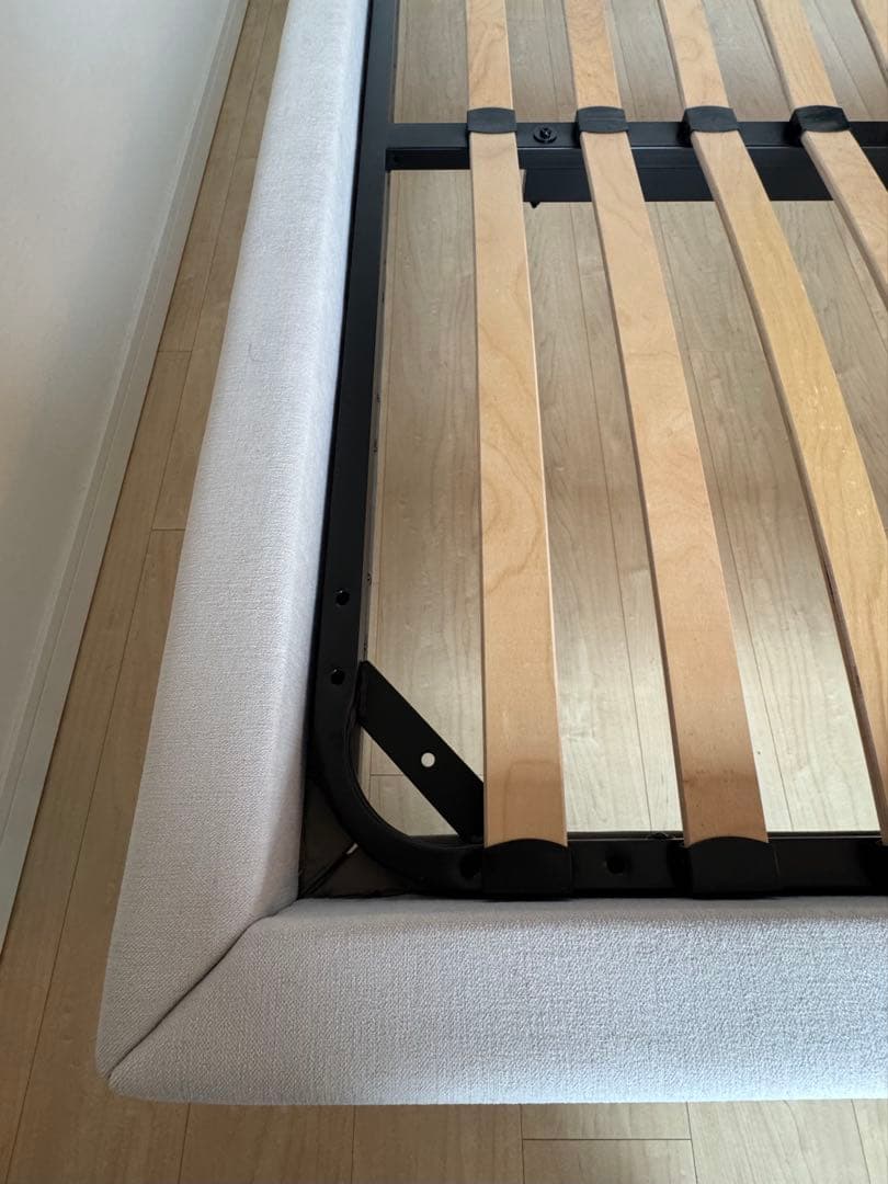 【週末大幅値引き】ボーコンセプトboconcept クイーン ベッドフレーム