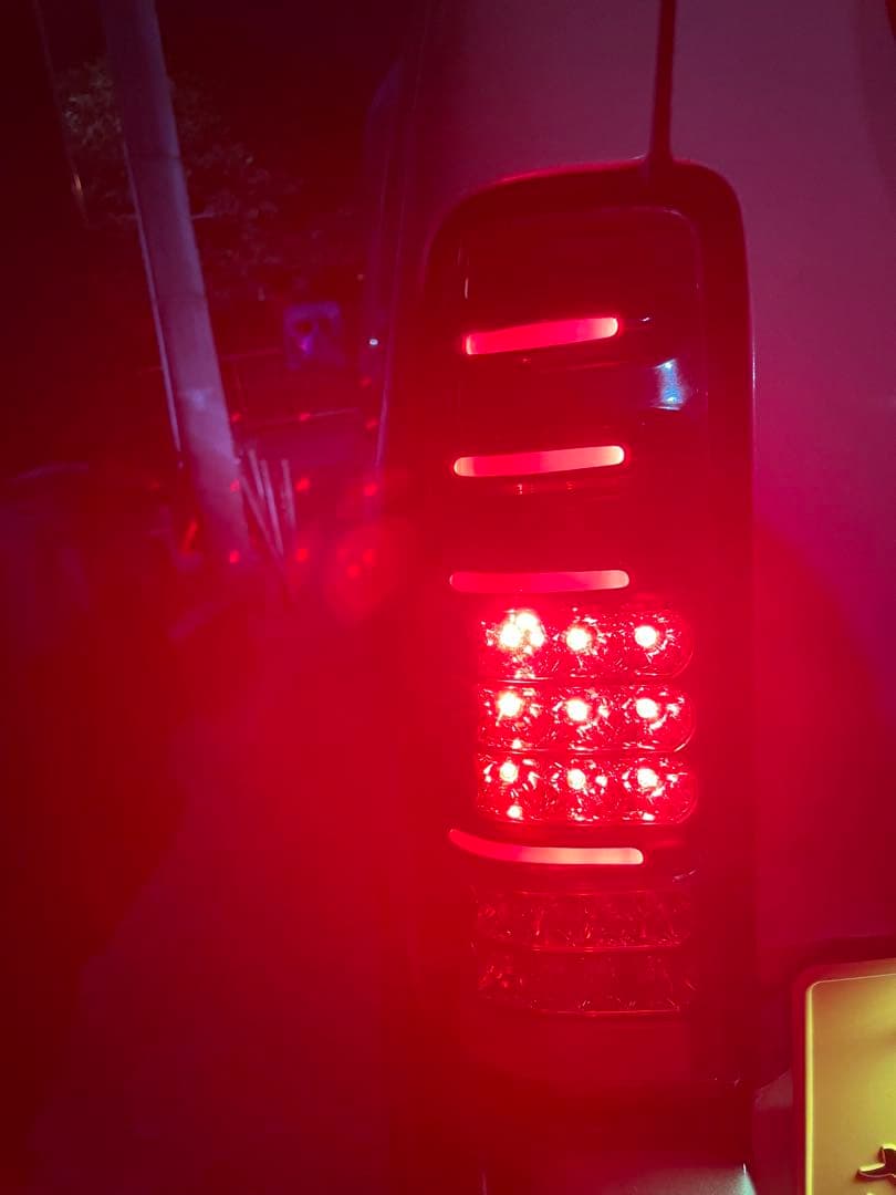 ジムニーjb23LEDテールランプ　エムブロ