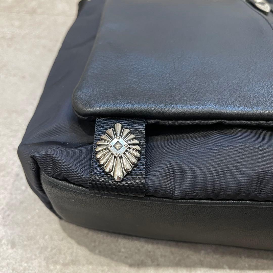 【希少】【完売品】イアパピヨネ メタルパーツショルダーバッグ