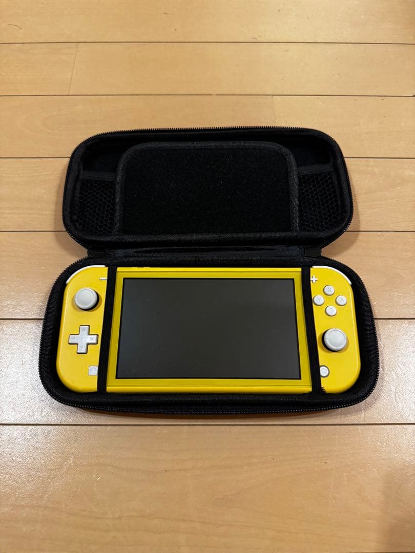 Nintendo Switch Lite イエロー 本体 右スティックジャンク