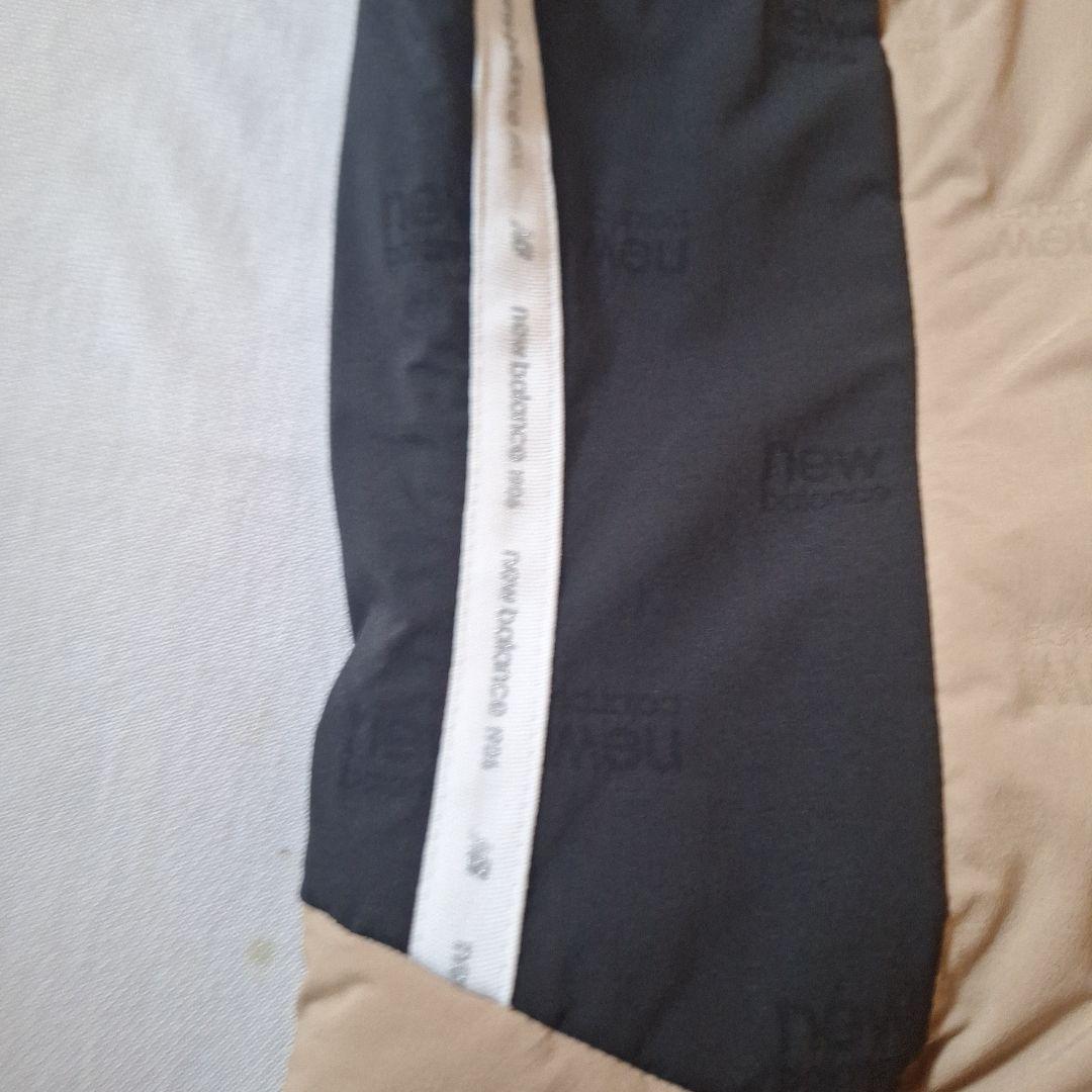 New Balance ベージュ ノースリーブダウンベスト