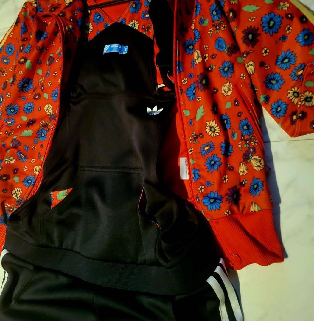 【かくかくしかじか】永野芽郁 着用　アディダス ロデオクラウンズ 花柄ジャージ