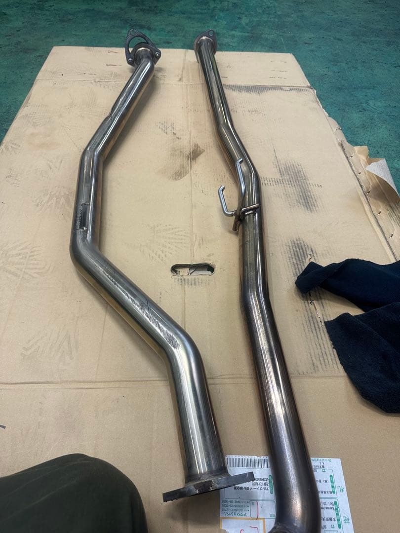 ロッソモデロ　FK7 シビック マフラー