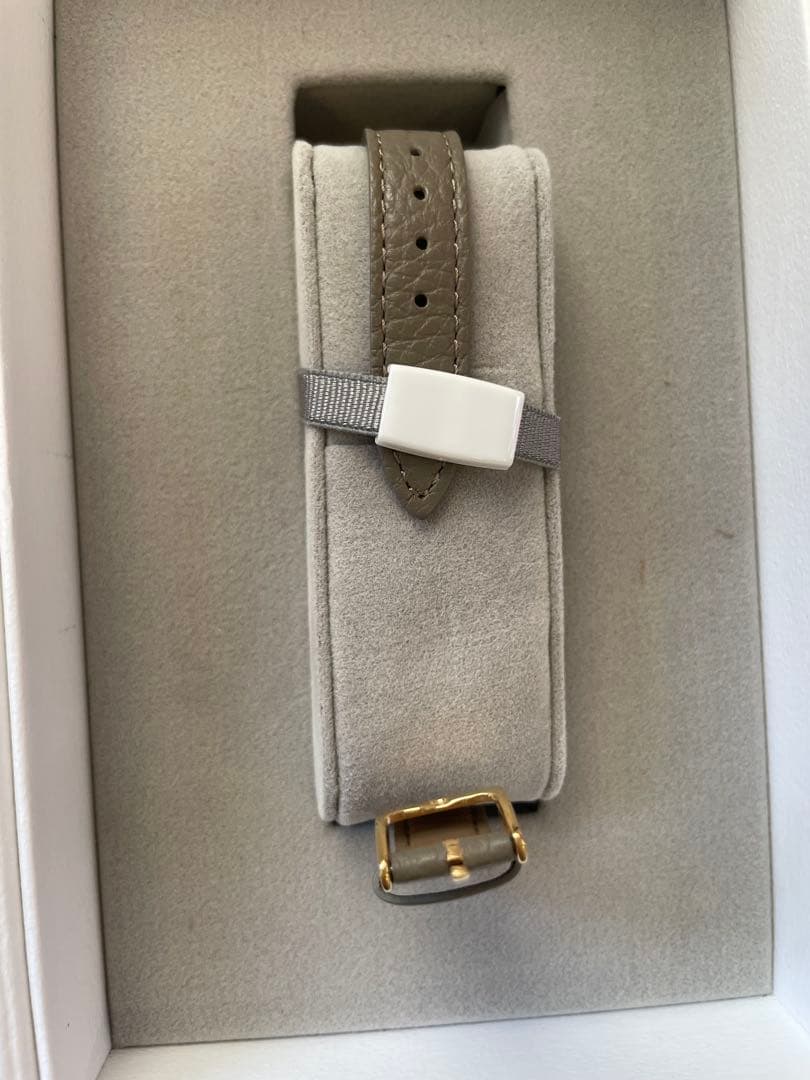 HIROB【SEIKO /セイコー】グレージュ/レザーベルト レディース時計