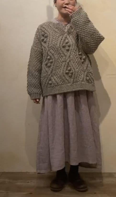 ネストローブ　リネン天然染めフリル使いワンピース　バラ染め