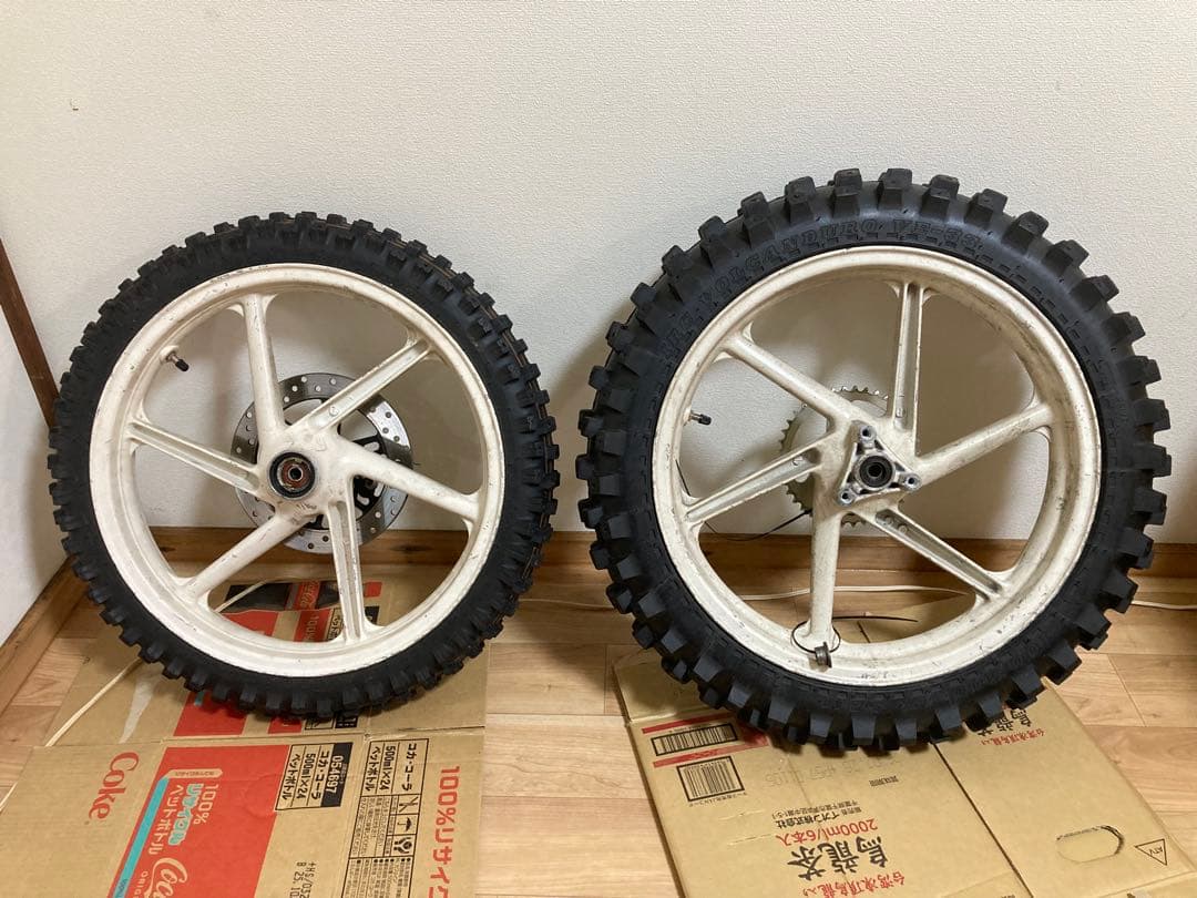 希少・極上品！XR100モタード用 17インチ換装コンプリートキット