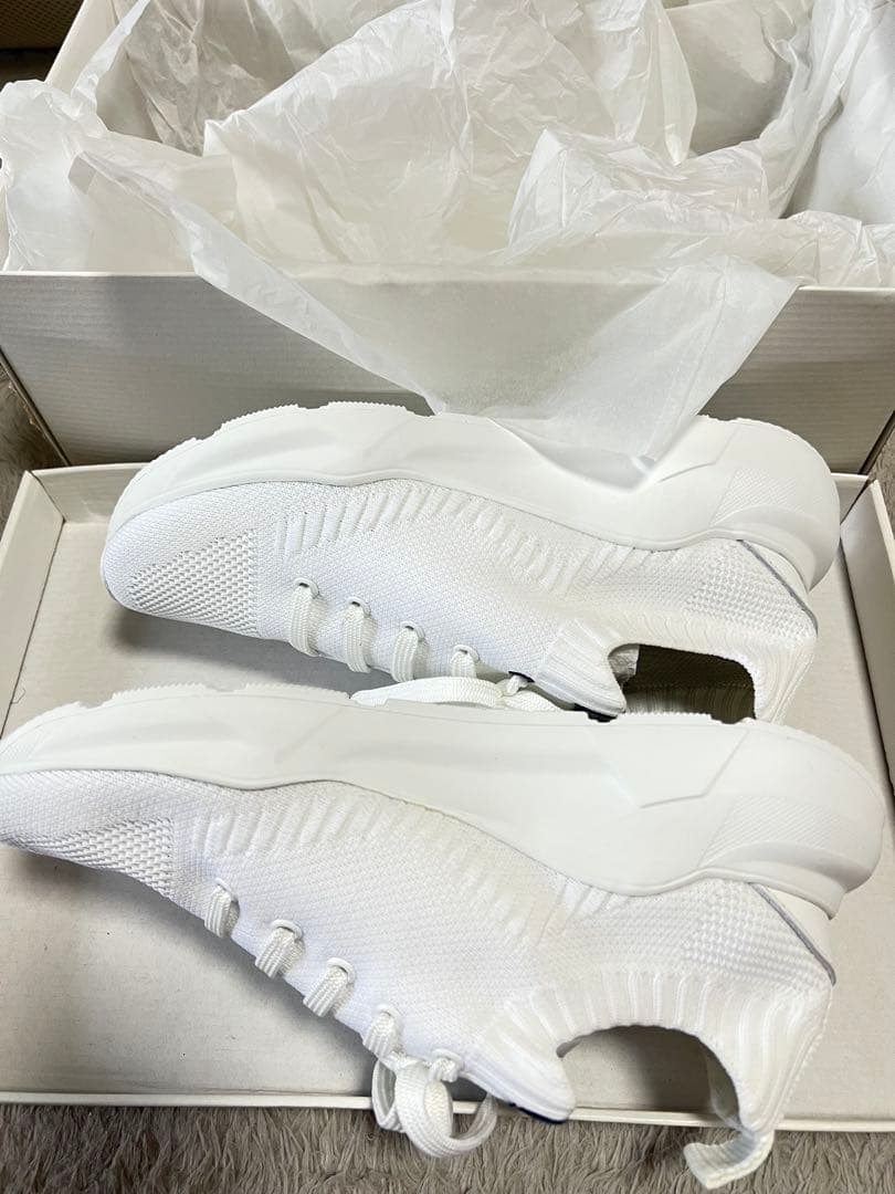 【新品未使用】フランスパビリオンスタッフ限定SAINT JAMES スニーカー