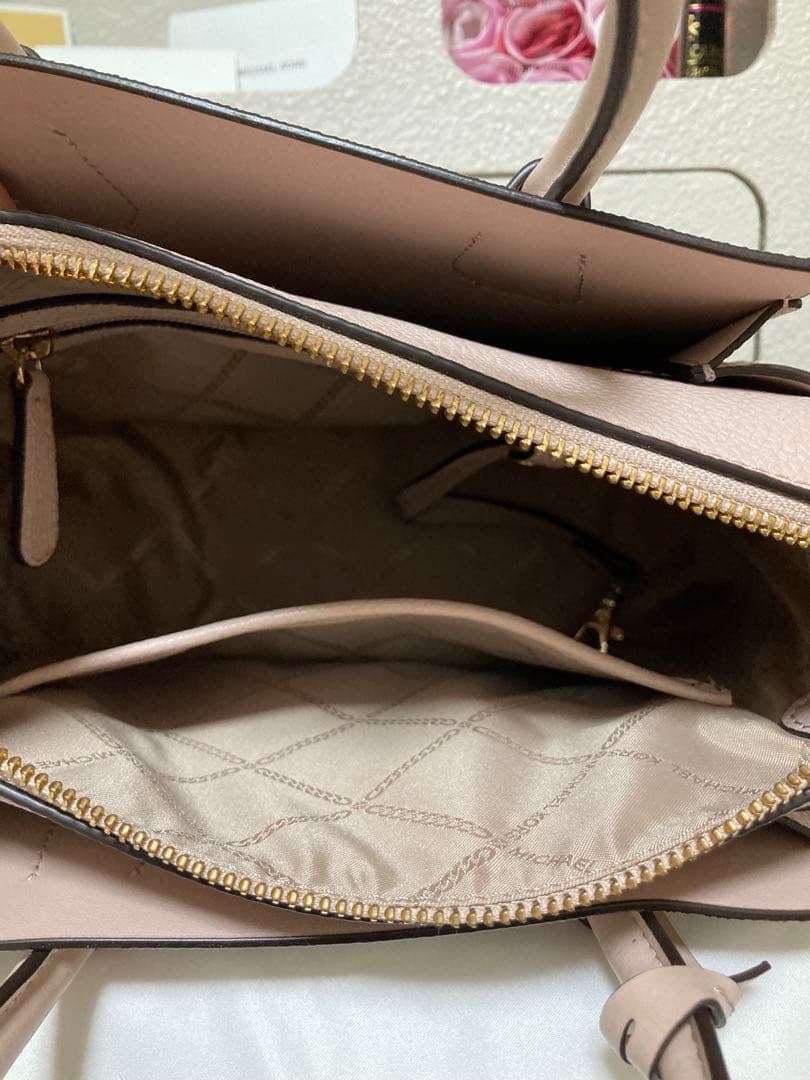 R*i様 新品　MICHAEL KORS MKロゴトートバッグ　ピンク