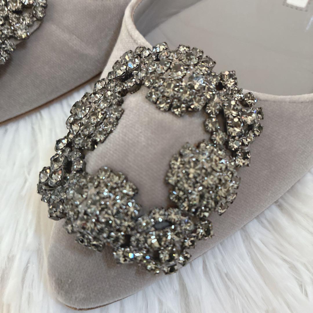 マノロブラニク　ハンギシ ビジュー　ベロア　35 パンプス　22cm グレー