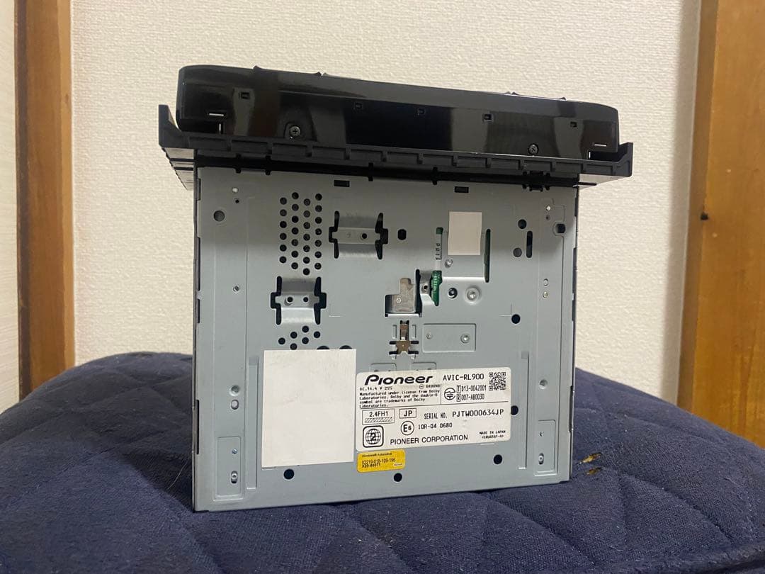 carrozzeria AVIC-RL900 8インチ