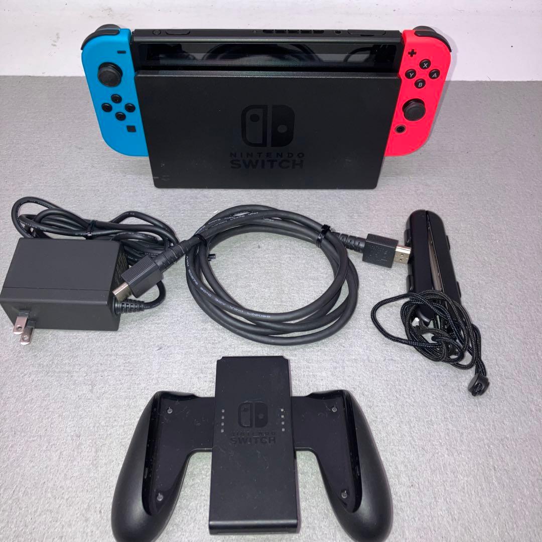 GD2114Nintendo Switch本体