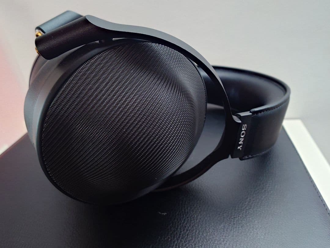 【極上美品】SONY MDR-Z1R