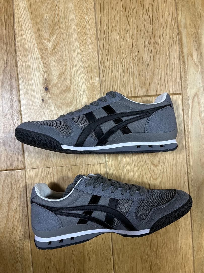 【Onitsuka Tiger】 オニツカタイガー　新品 Ultimate 25