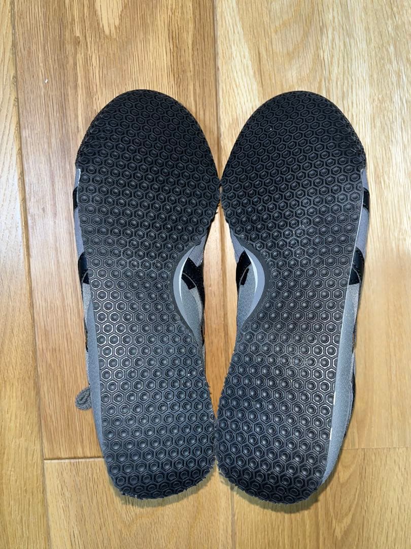 【Onitsuka Tiger】 オニツカタイガー　新品 Ultimate 25