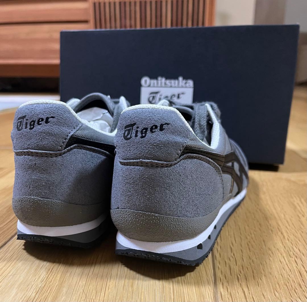 【Onitsuka Tiger】 オニツカタイガー　新品 Ultimate 25