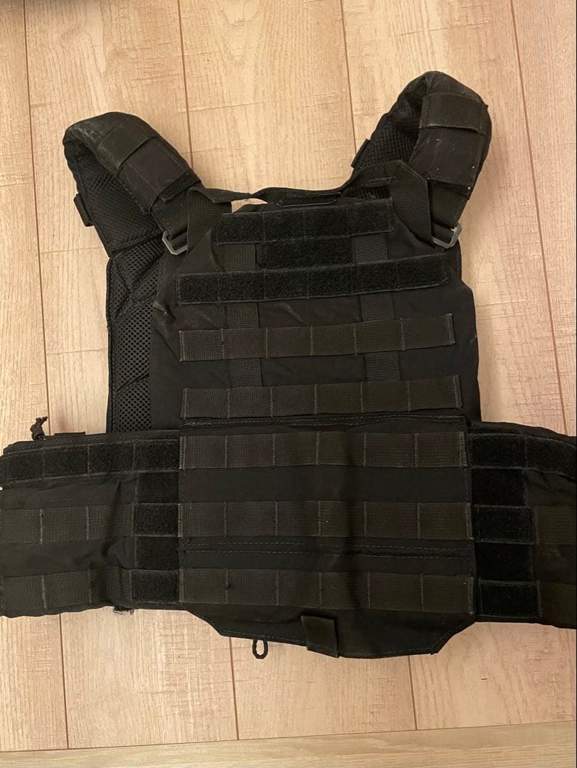 米軍放出品T3 Geronimo 2 プレートキャリア S22