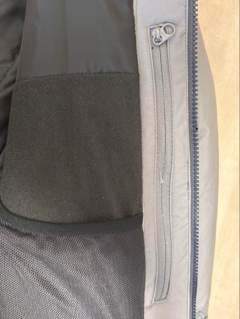 DESCENTE スノーボードウェア グレー