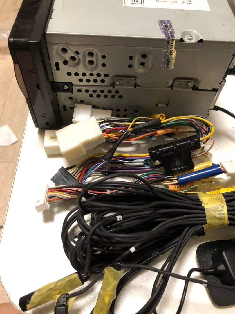 アルパイン 7インチワイドナビ 7W Spotify再生 HDMI入力