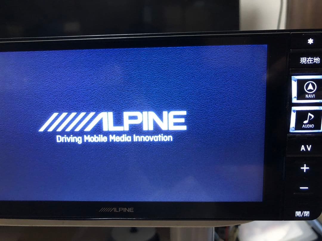 アルパイン 7インチワイドナビ 7W Spotify再生 HDMI入力