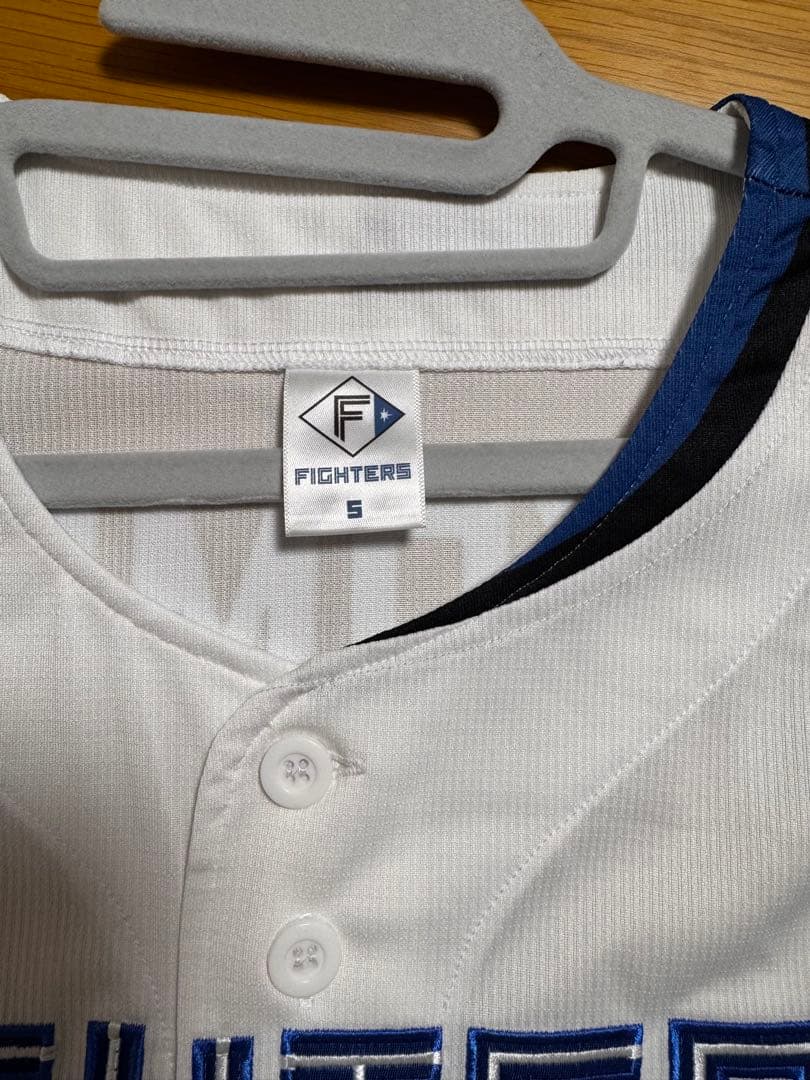 【最終値下げ】ファイターズ 清宮幸太郎ユニフォームSサイズ