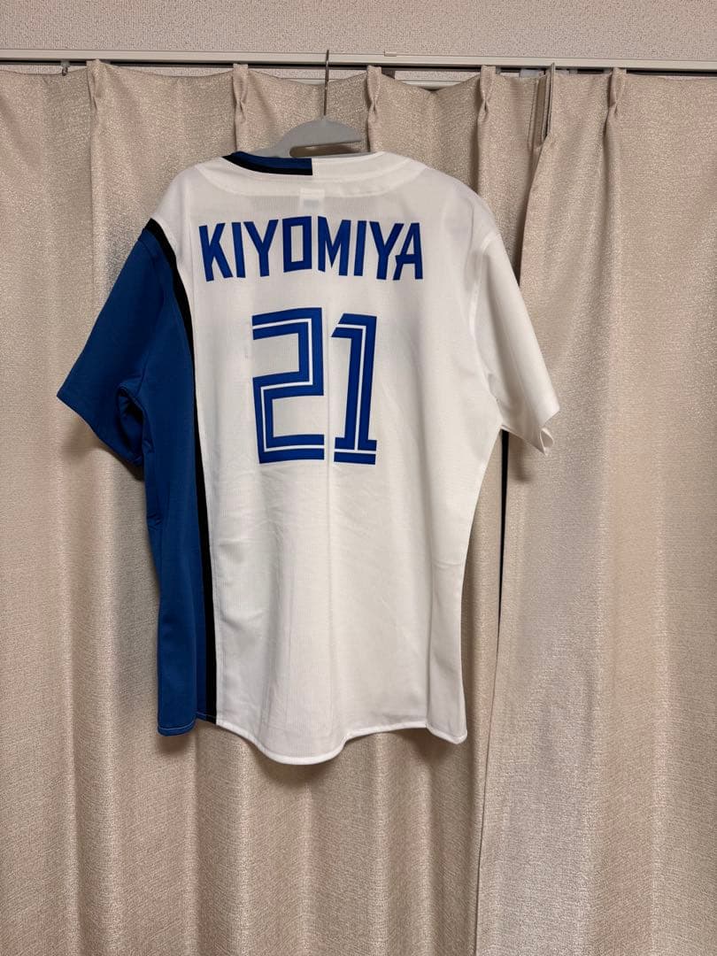 【最終値下げ】ファイターズ 清宮幸太郎ユニフォームSサイズ