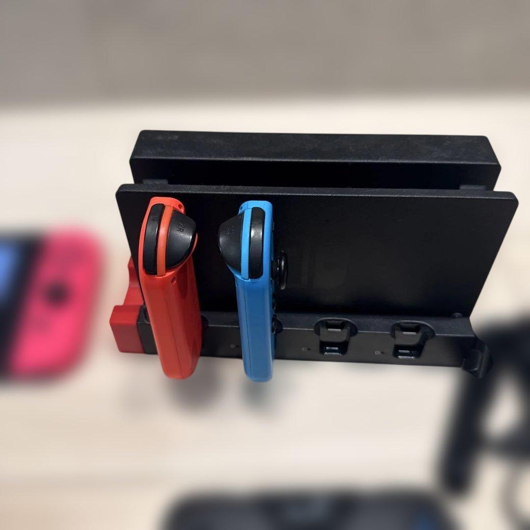 Nintendo Switch本体　ジョイコン4個+コントローラー付き