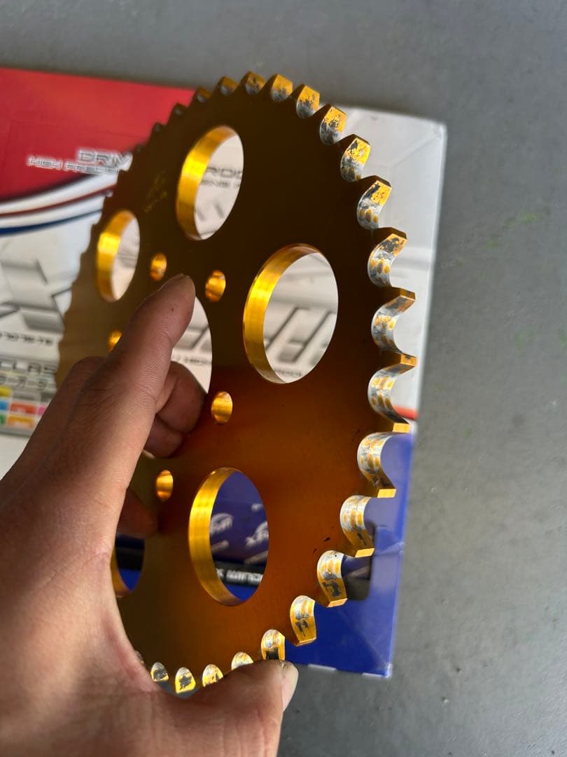 gt380　X.A.M ゴールド スプロケット