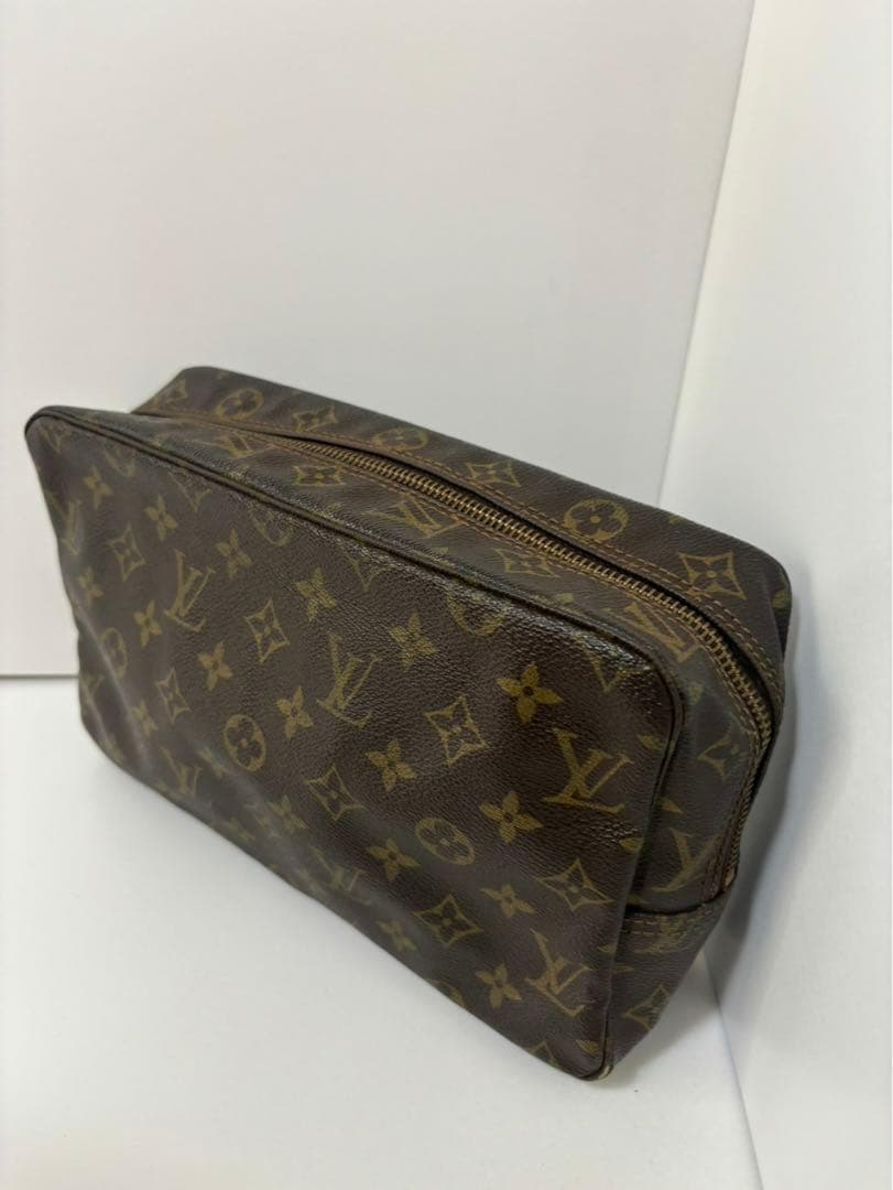 ルイヴィトン　ポーチ モノグラム トゥルーストワレット28