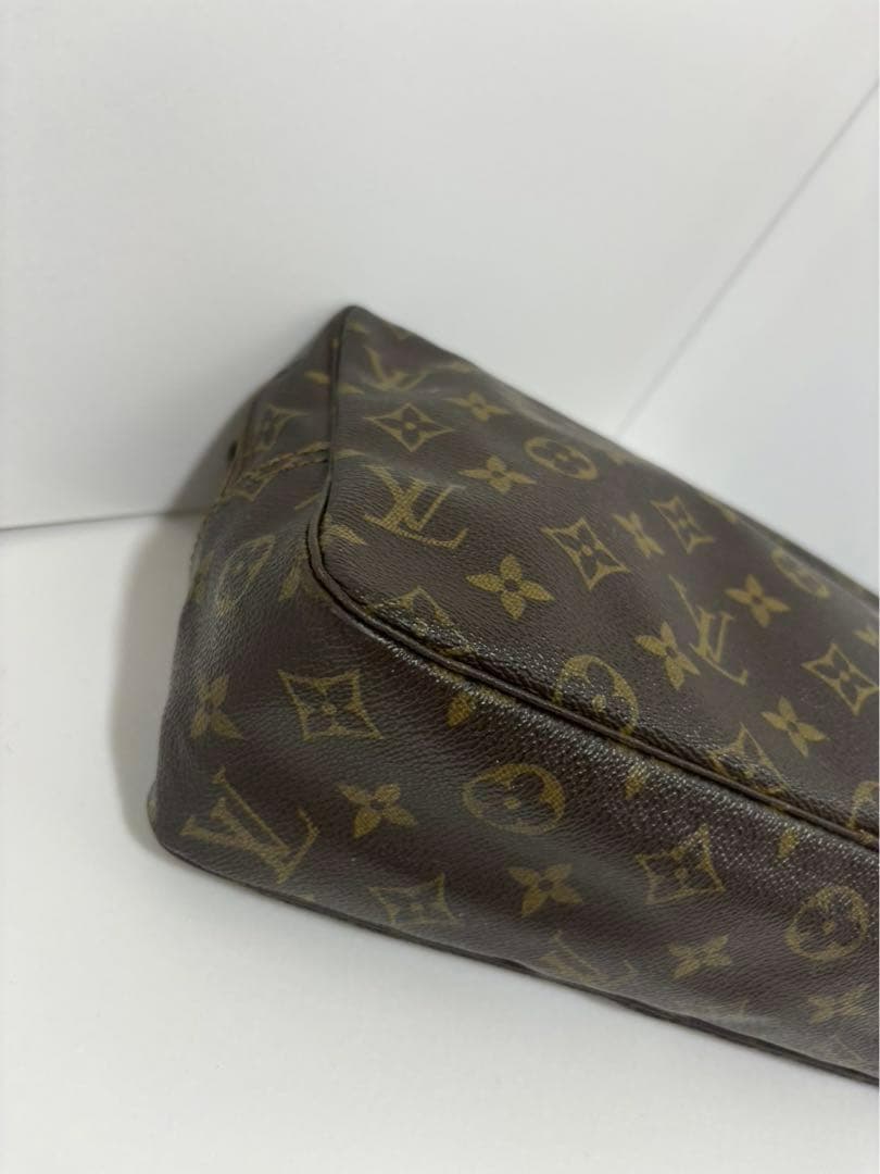 ルイヴィトン　ポーチ モノグラム トゥルーストワレット28