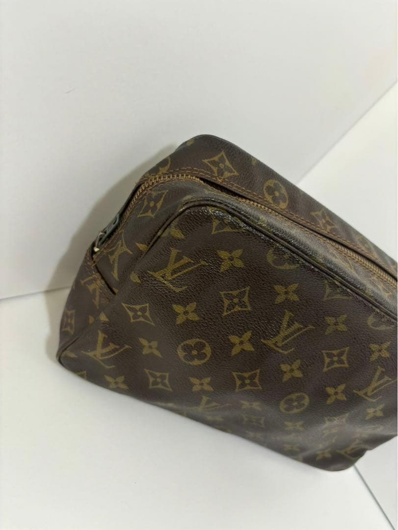 ルイヴィトン　ポーチ モノグラム トゥルーストワレット28