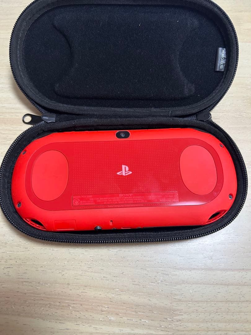 【動作確認済み】 PSVITA PCH-2000 RED/BLACK