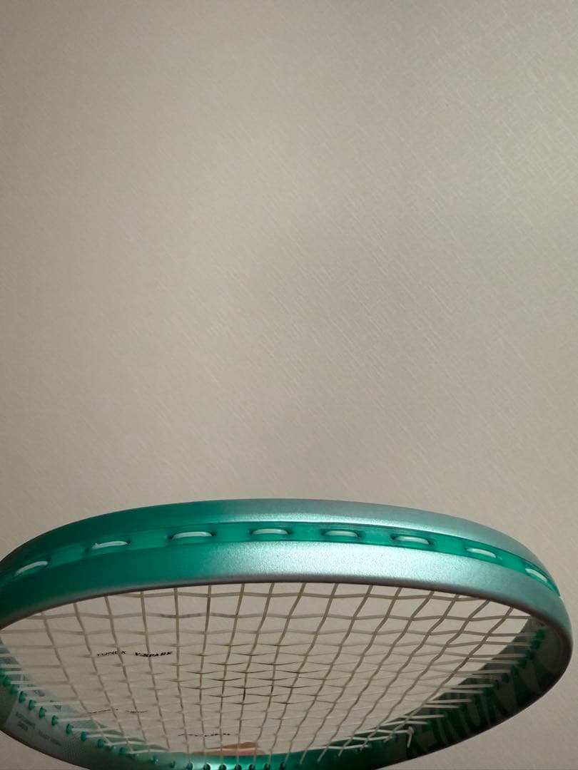 ２０２５年６月発売品　YONEX　ボルトレイジ７Ｖ