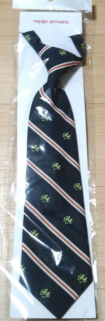 repipi armario スーツ・ブレザー パンツ　ネクタイ　ケース付き