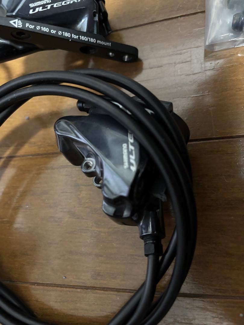 シマノULTEGRA ST-R8020 油圧キャリパーと sti 11速