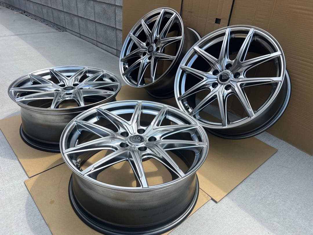 美品★鋳造FORGED★LONGINUS 19インチ 8.0J 40 114.3
