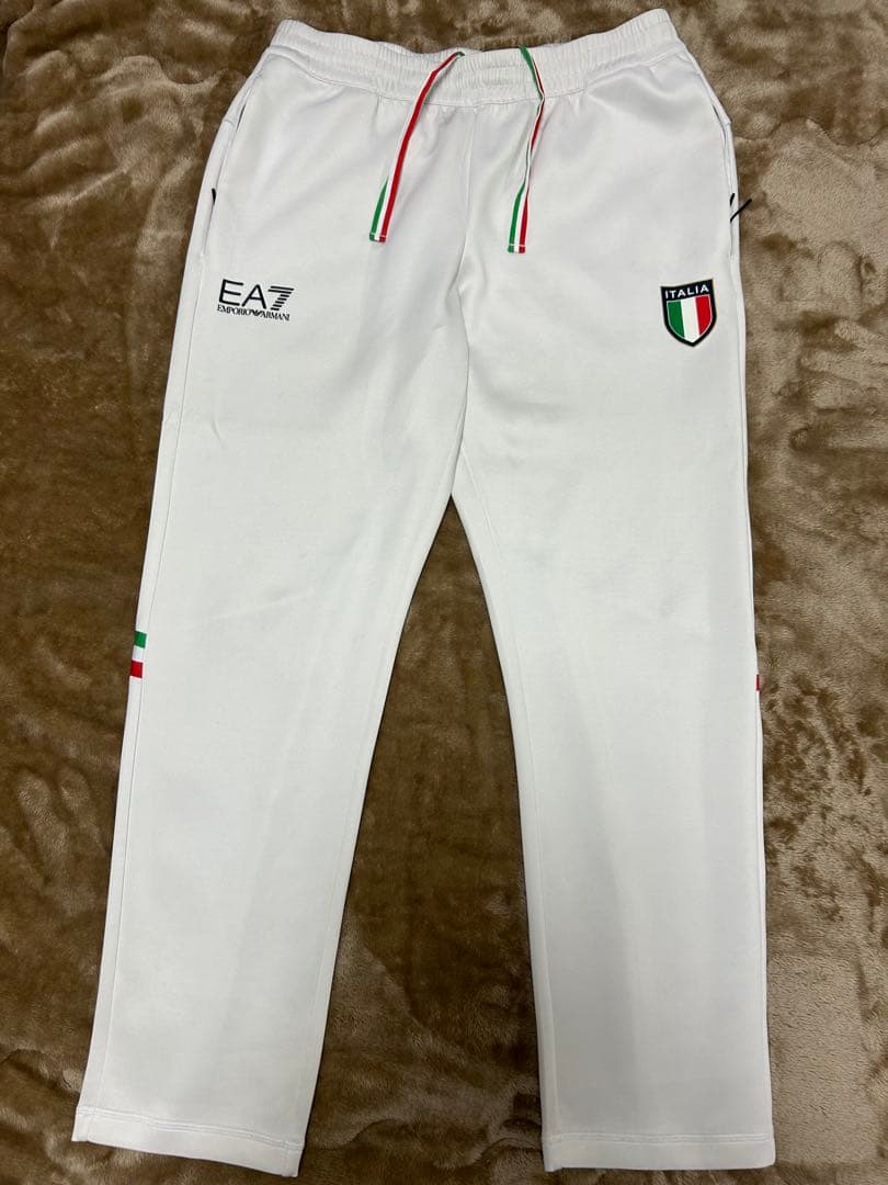 のほほんエンポリオアルマーニ EA7 激レアホワイトイタリア代表 東京