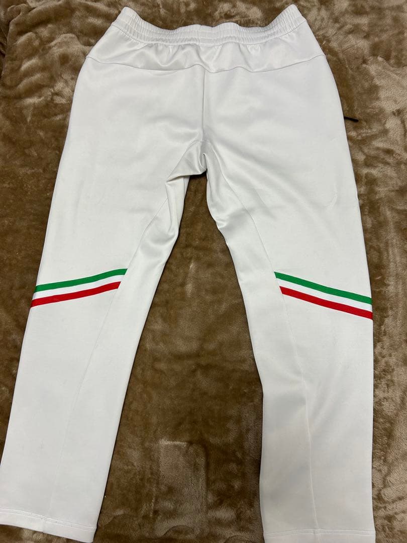 のほほんエンポリオアルマーニ EA7 激レアホワイトイタリア代表 東京