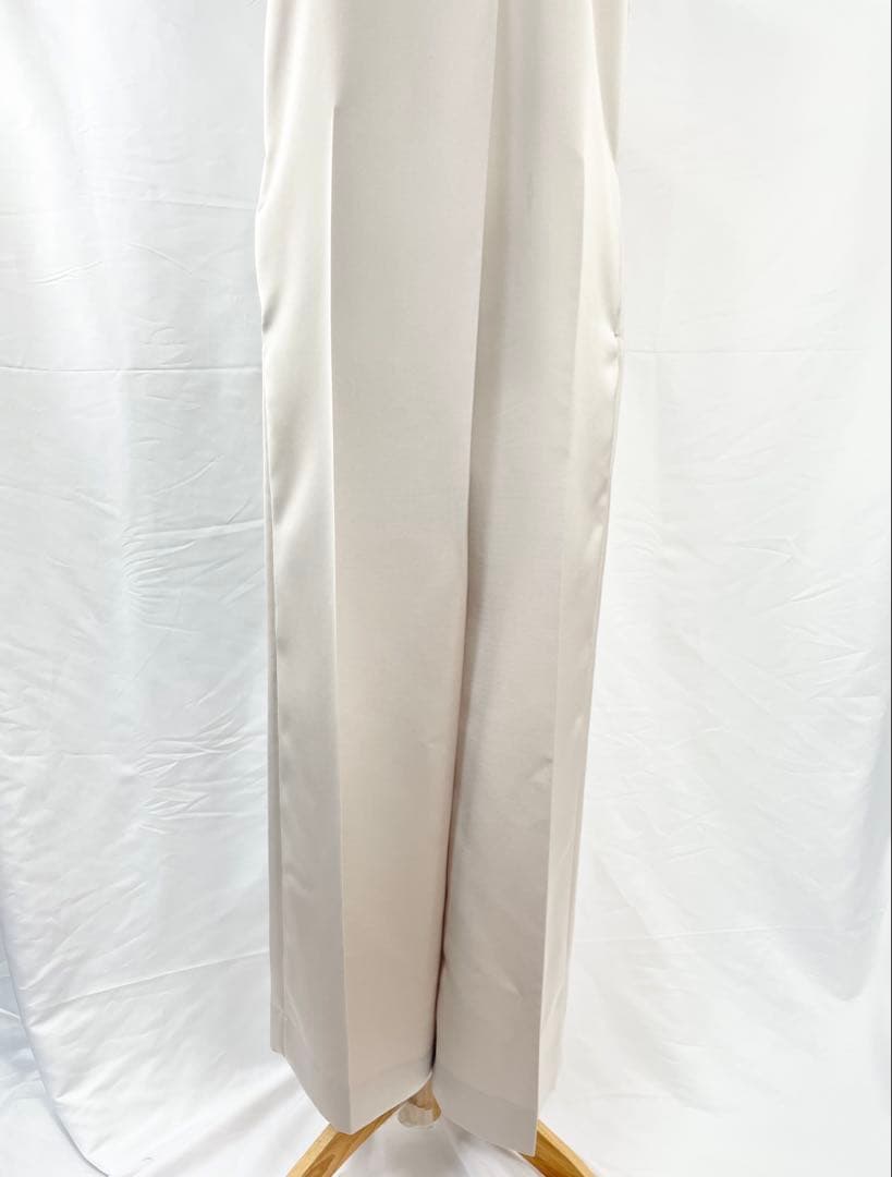 【ほぼ未使用】Heve　ヘイヴ　サテンオールインワン　グレージュ　38サイズ